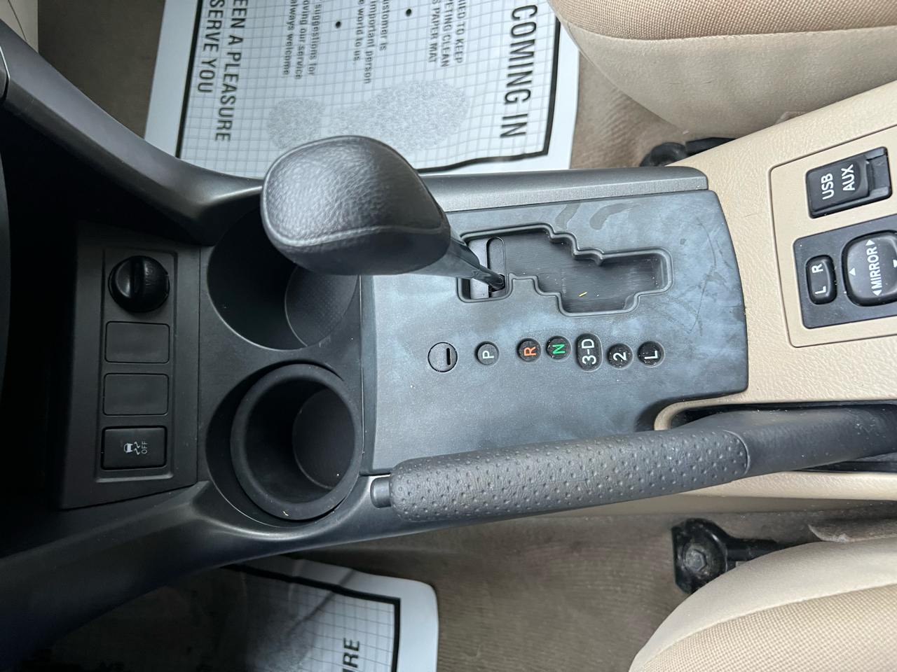 Toyota RAV4 Base I4 4WD 2012