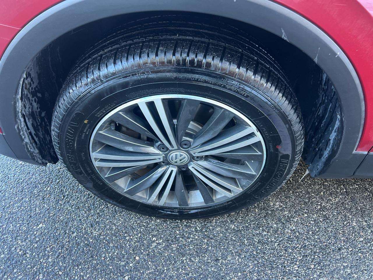 Volkswagen Tiguan SEL 4Motion AWD 2019