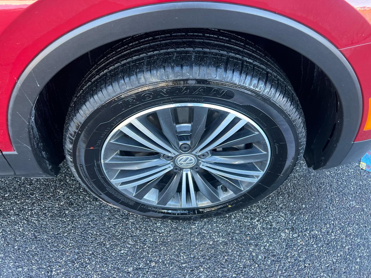 Volkswagen Tiguan SEL 4Motion AWD 2019