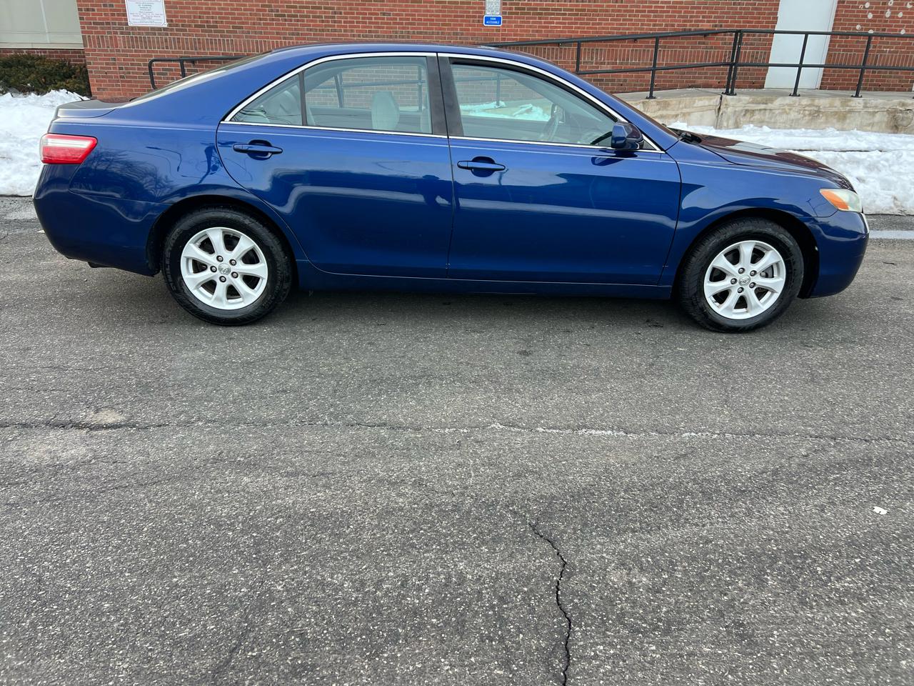 Toyota Camry XLE 5-Spd AT 2009