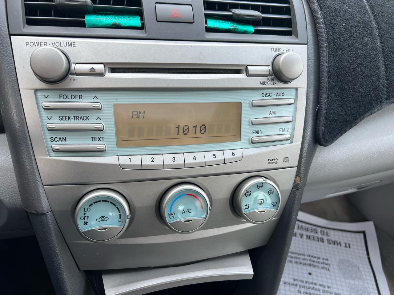 Toyota Camry XLE 5-Spd AT 2009