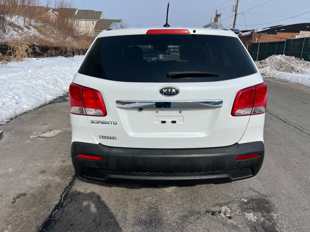 Kia Sorento LX 2WD 2011