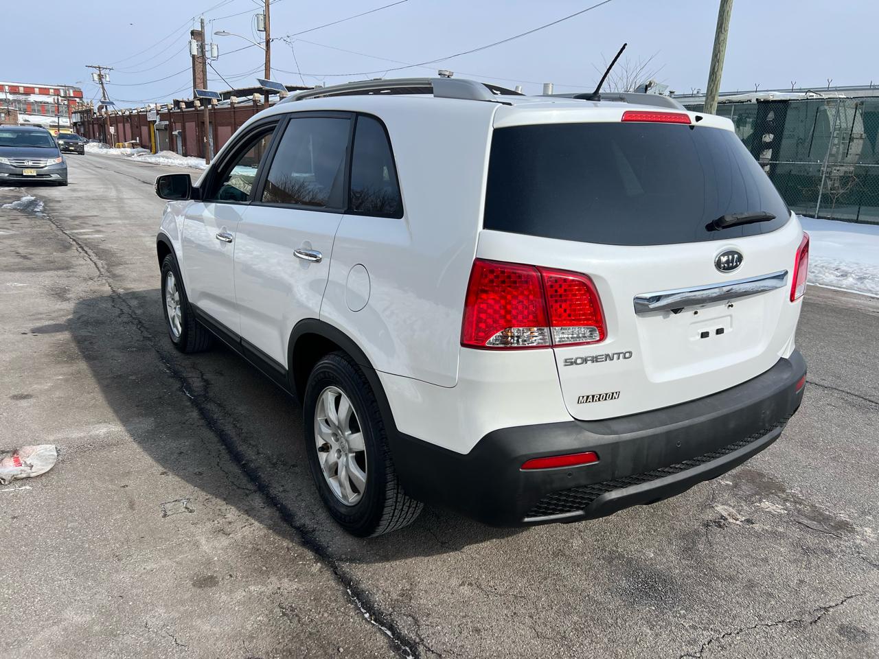 Kia Sorento LX 2WD 2011