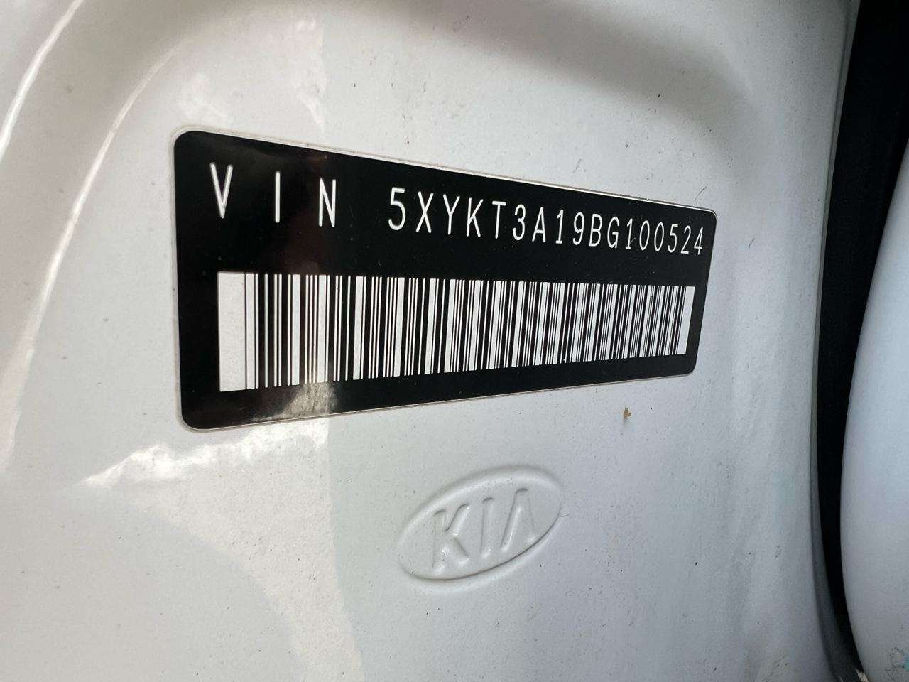Kia Sorento LX 2WD 2011