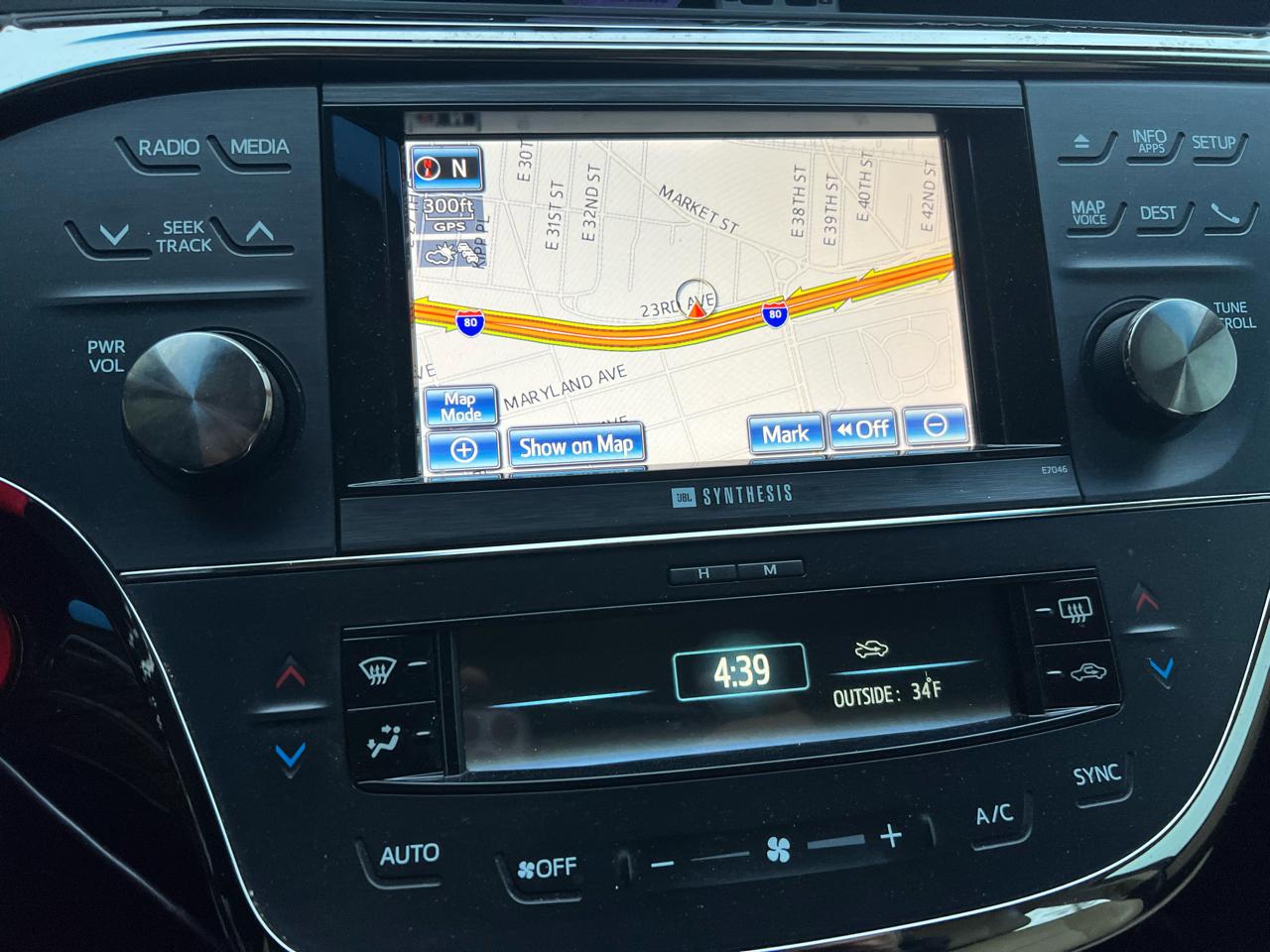 Toyota Avalon Hybrid XLE Premium 2013