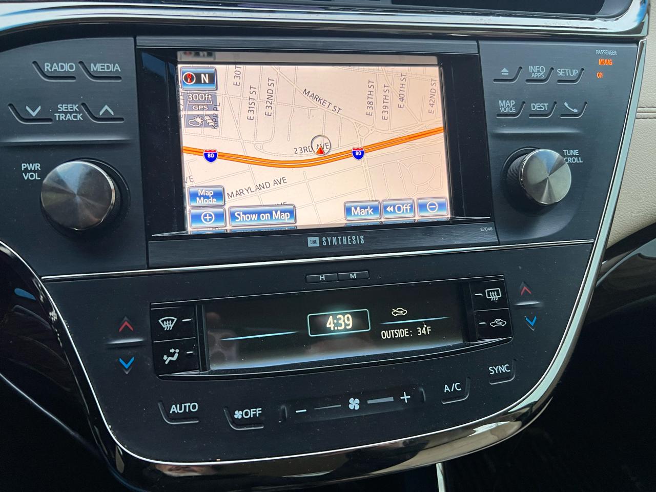 Toyota Avalon Hybrid XLE Premium 2013