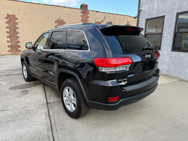 Jeep Grand Cherokee Laredo 4WD 2015 Jeep Grand Cherokee Laredo 4WD 2015