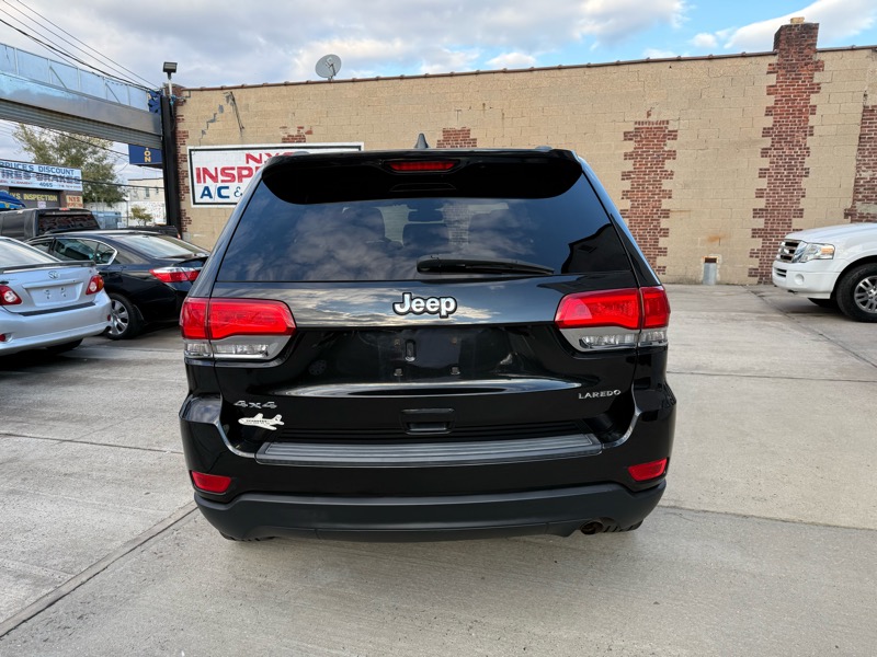 Jeep Grand Cherokee Laredo 4WD 2015 Jeep Grand Cherokee Laredo 4WD 2015