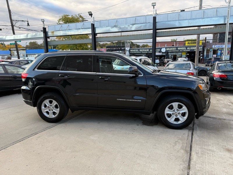 Jeep Grand Cherokee Laredo 4WD 2015 Jeep Grand Cherokee Laredo 4WD 2015