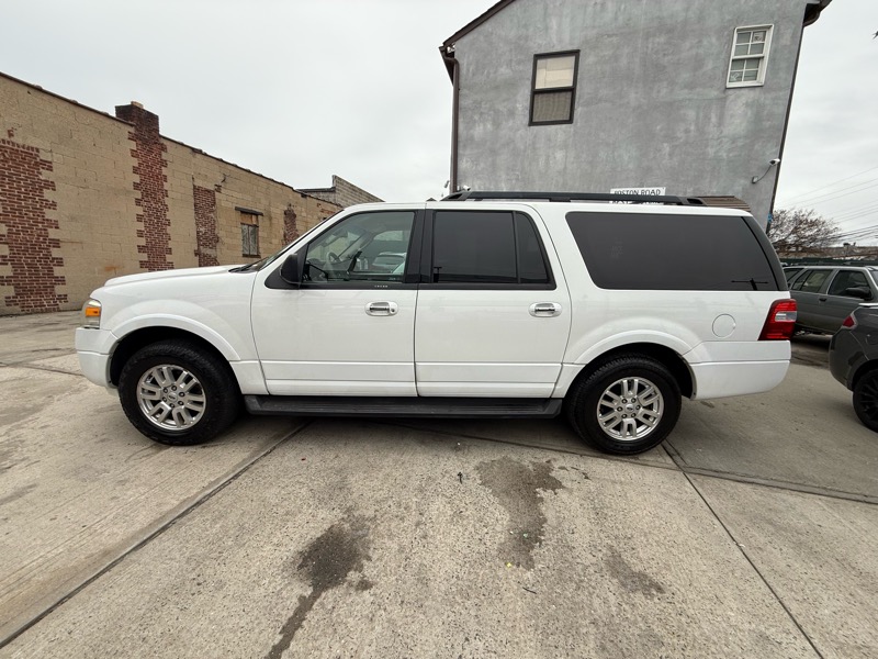 Ford Expedition EL XLT 4WD 2013