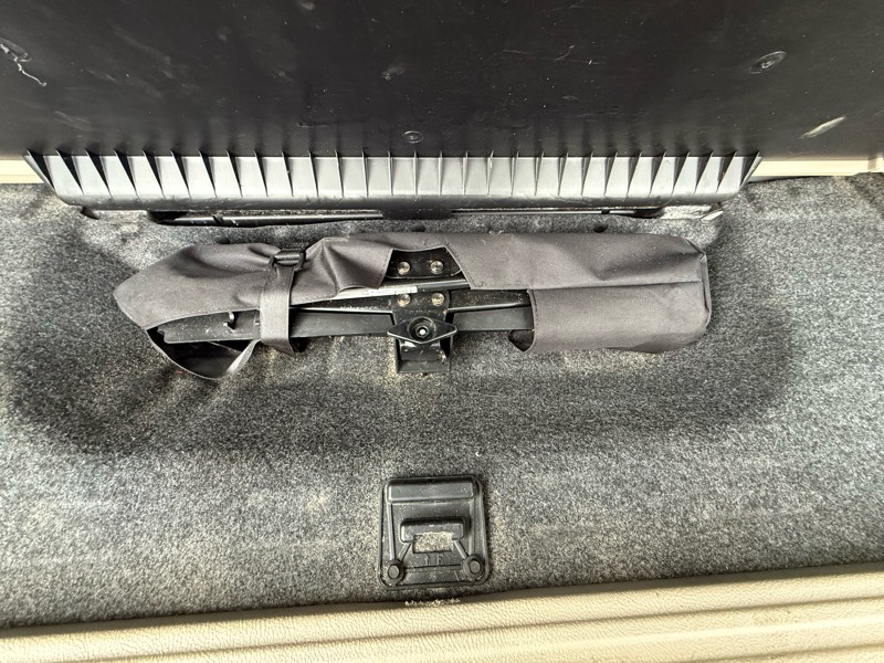 Ford Expedition EL XLT 4WD 2013