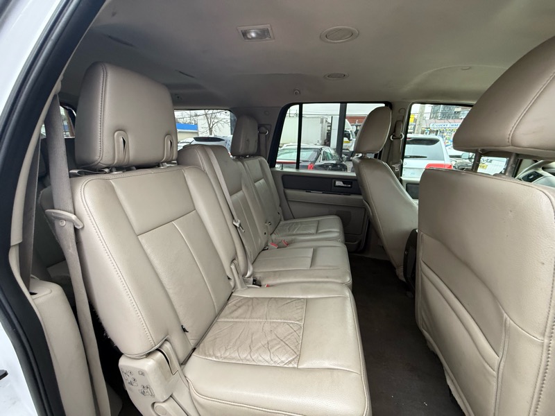 Ford Expedition EL XLT 4WD 2013
