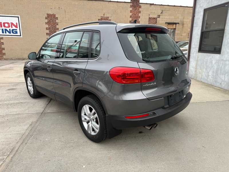 Volkswagen Tiguan S 4Motion 2015