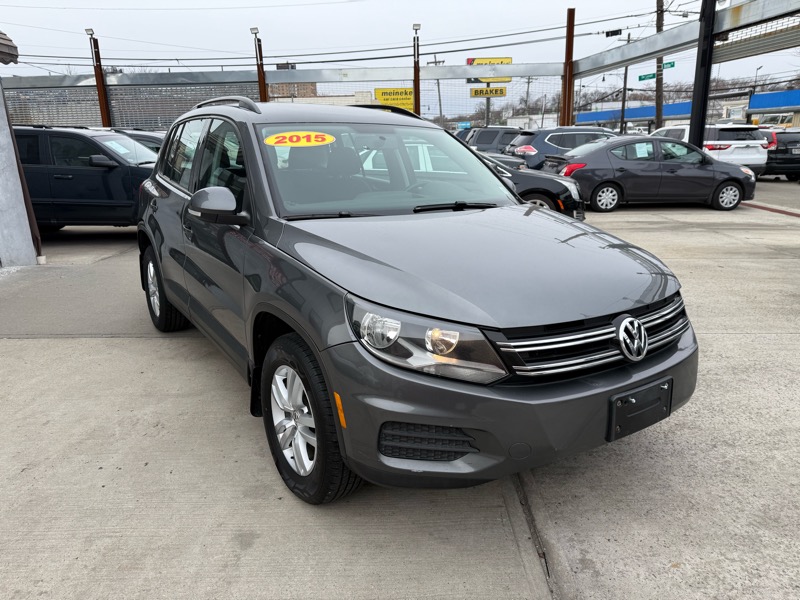 Volkswagen Tiguan S 4Motion 2015