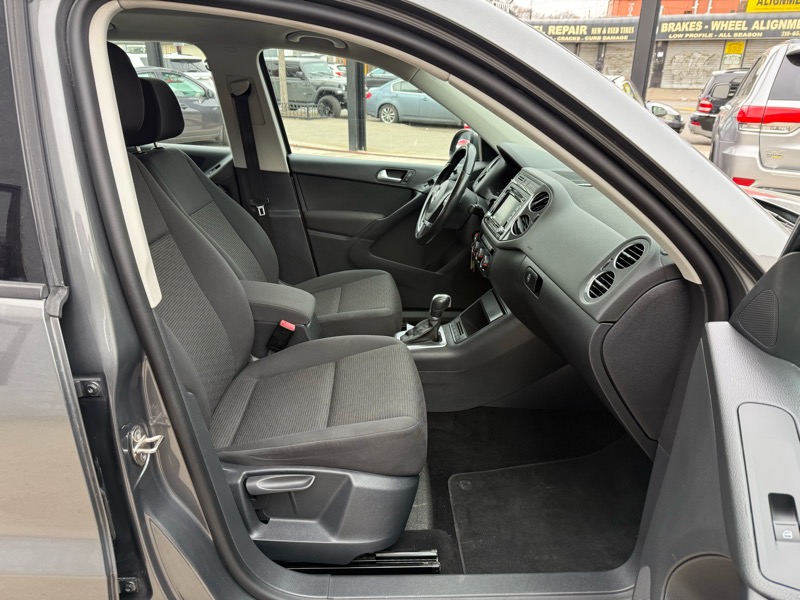 Volkswagen Tiguan S 4Motion 2015