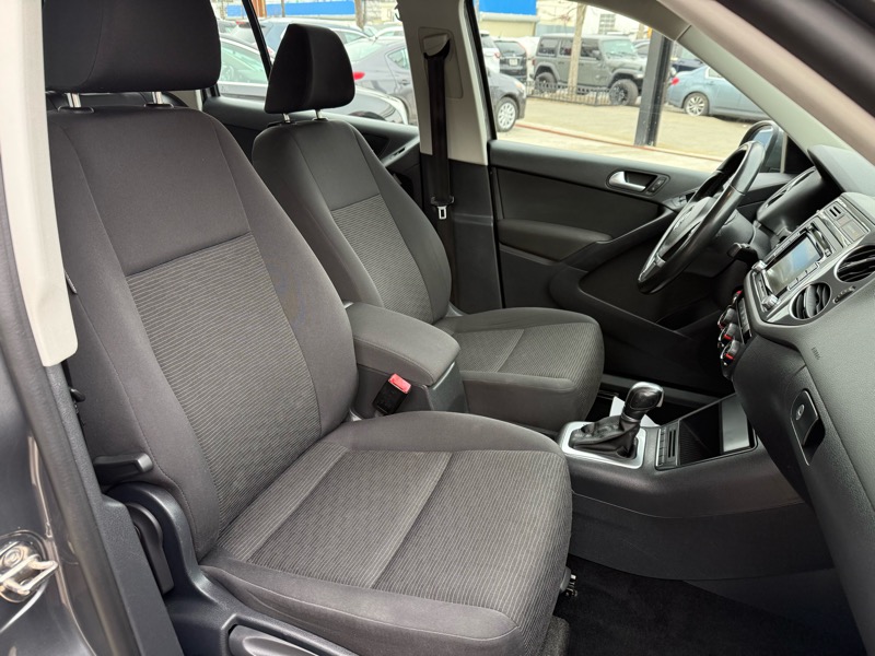 Volkswagen Tiguan S 4Motion 2015