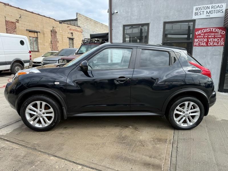 Nissan Juke SV AWD 2012
