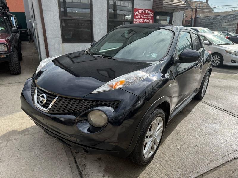 Nissan Juke SV AWD 2012