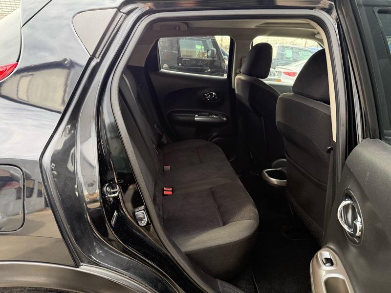 Nissan Juke SV AWD 2012