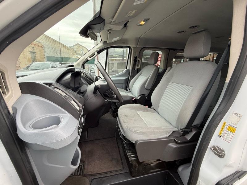 Ford Transit 350 Wagon Low Roof XLT 60/40 Pass. 148-in. WB 2017