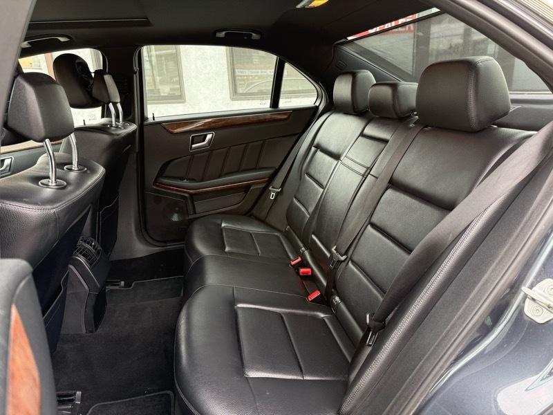 Mercedes-Benz E-Class E350 Sport 4MATIC Sedan 2012