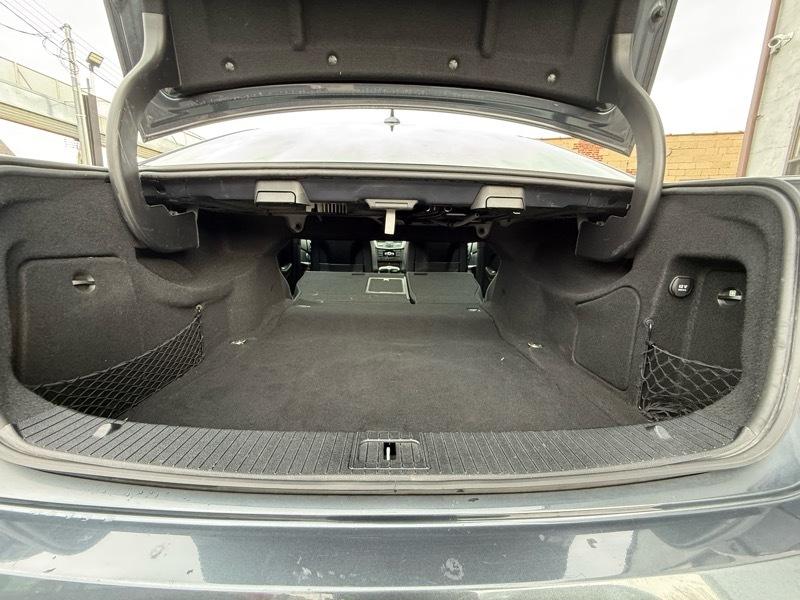 Mercedes-Benz E-Class E350 Sport 4MATIC Sedan 2012