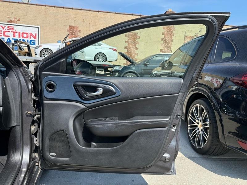 Chrysler 200 S AWD 2015