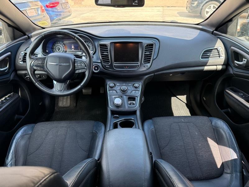 Chrysler 200 S AWD 2015