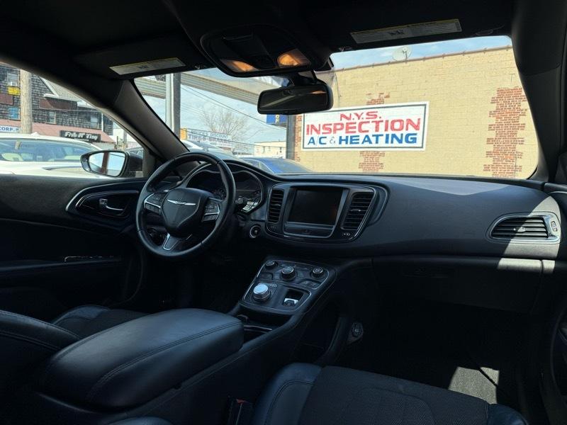 Chrysler 200 S AWD 2015