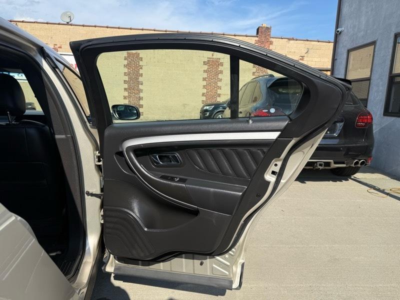 Ford Taurus SEL FWD 2018