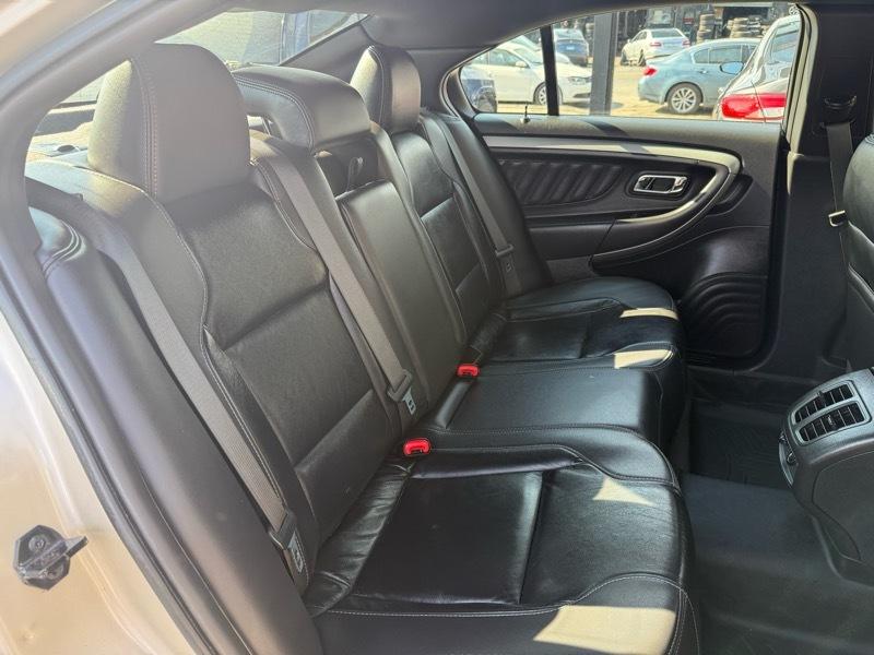 Ford Taurus SEL FWD 2018