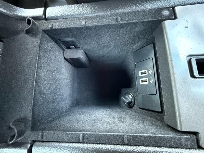 Ford Taurus SEL FWD 2018