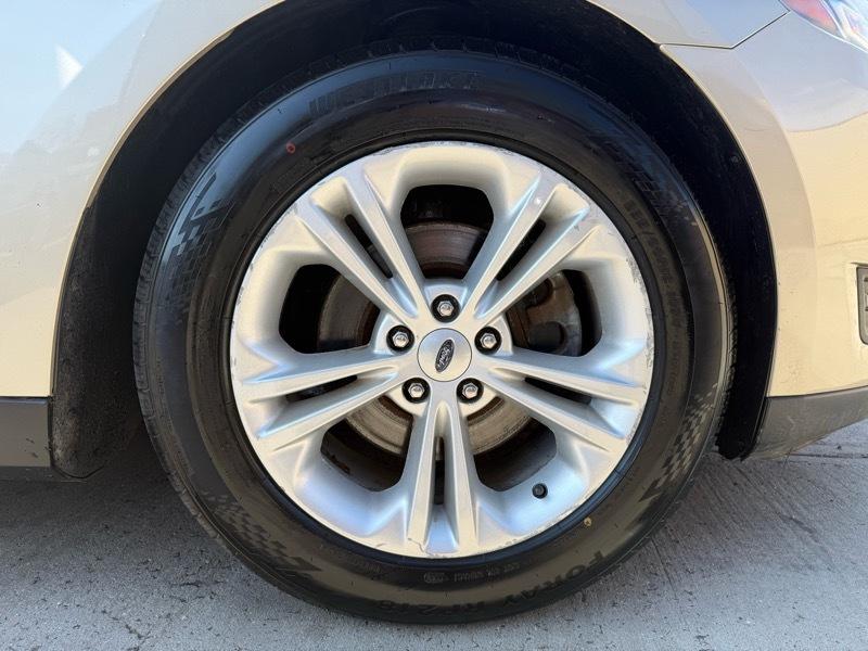 Ford Taurus SEL FWD 2018