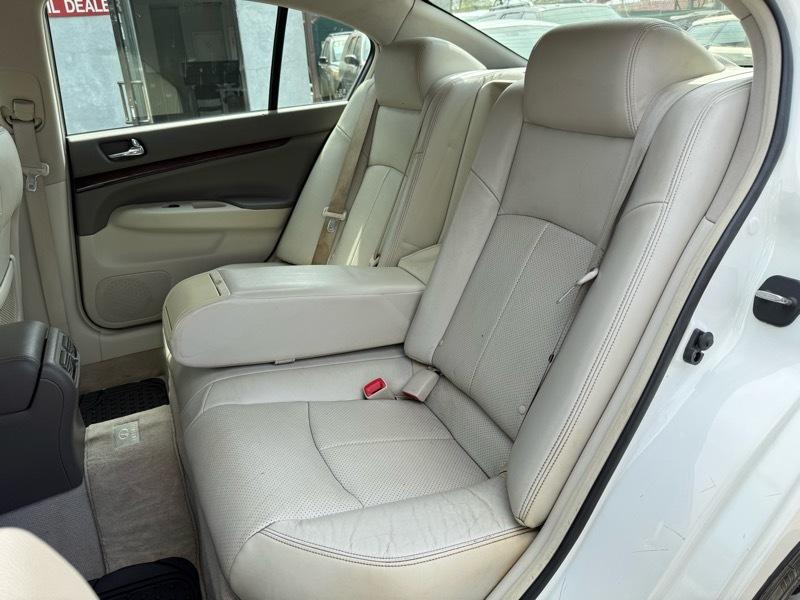 Infiniti G Sedan G37x AWD 2010