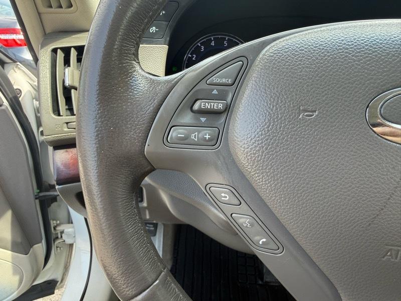 Infiniti G Sedan G37x AWD 2010