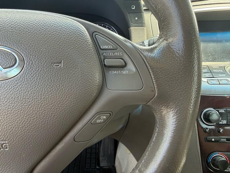 Infiniti G Sedan G37x AWD 2010