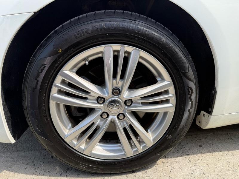 Infiniti G Sedan G37x AWD 2010