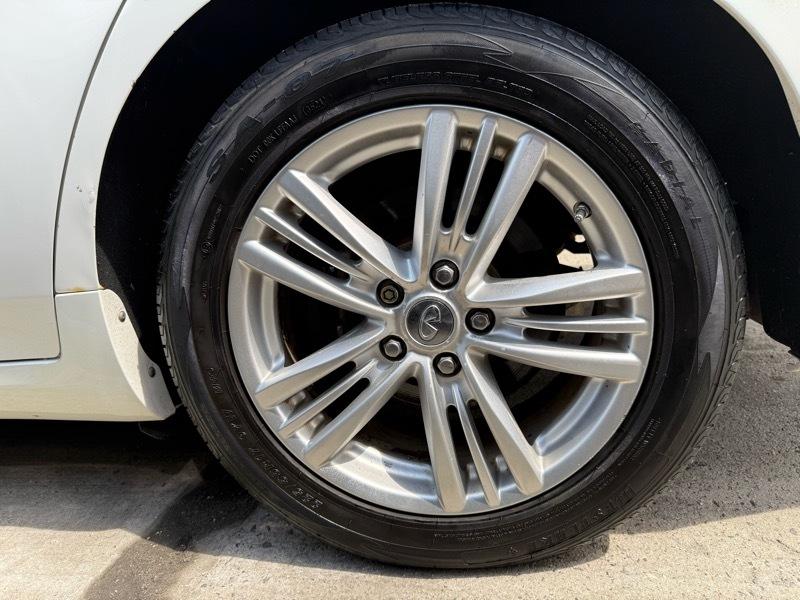 Infiniti G Sedan G37x AWD 2010