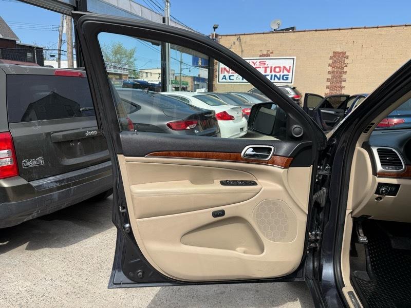 Jeep Grand Cherokee Limited 4WD 2013