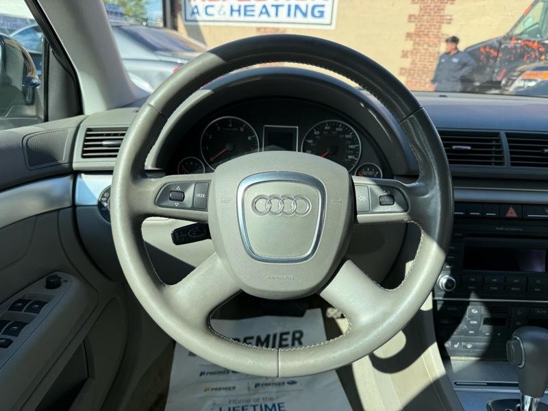 Audi A4 2.0T quattro 2007