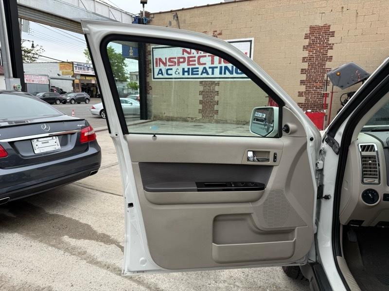 Ford Escape Hybrid 4WD 2009