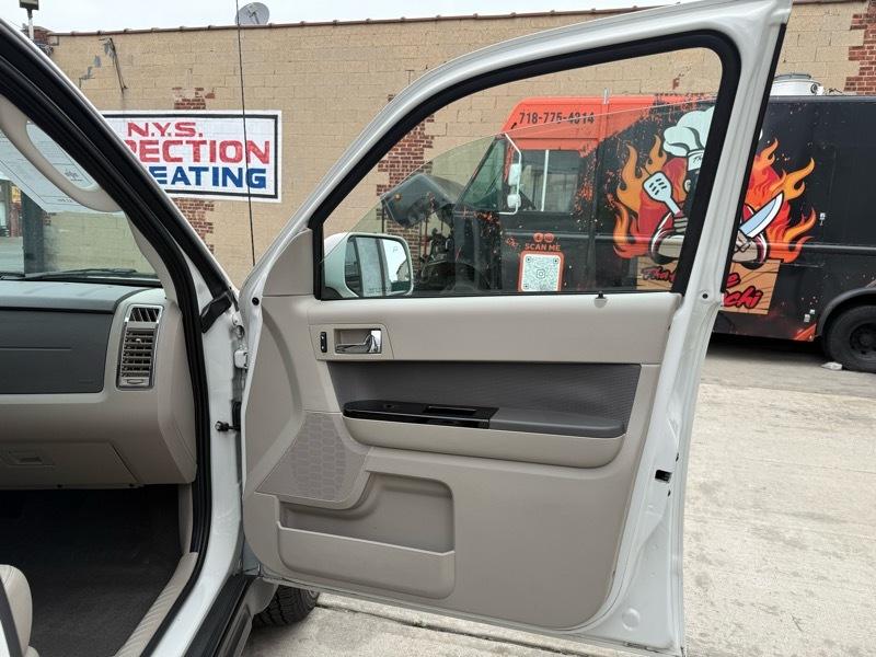Ford Escape Hybrid 4WD 2009