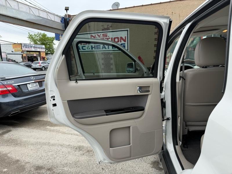 Ford Escape Hybrid 4WD 2009