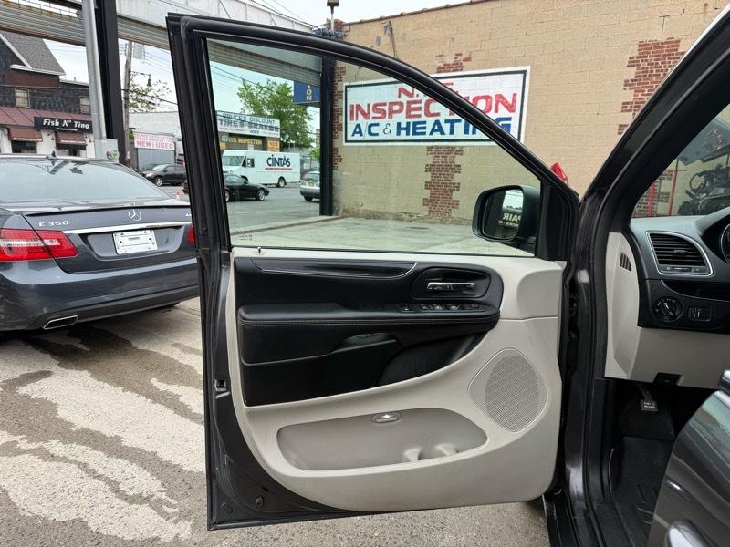 Dodge Grand Caravan SXT 2017