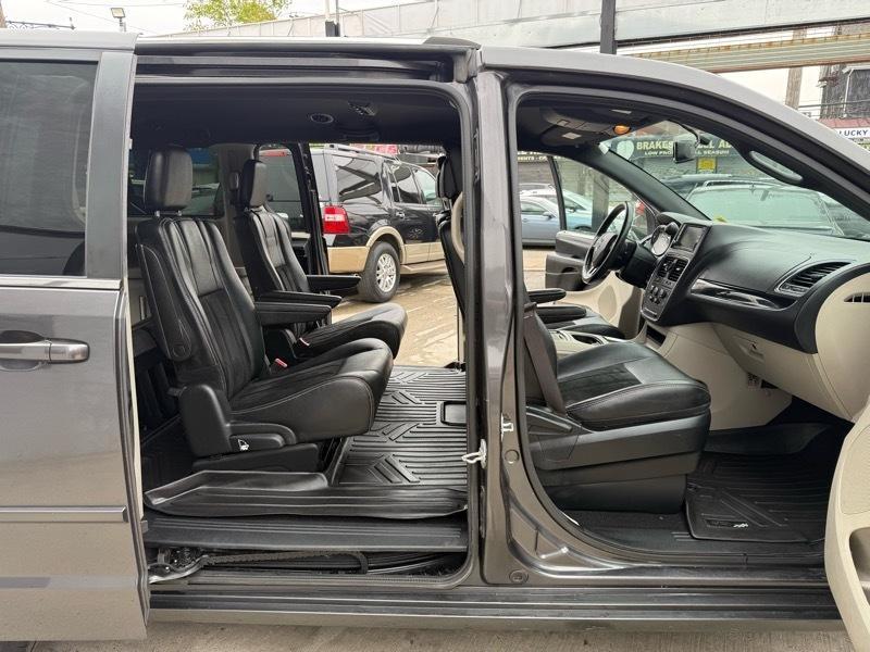 Dodge Grand Caravan SXT 2017
