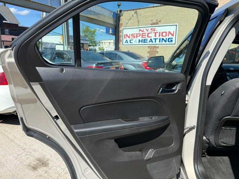 Chevrolet Equinox LS AWD 2012