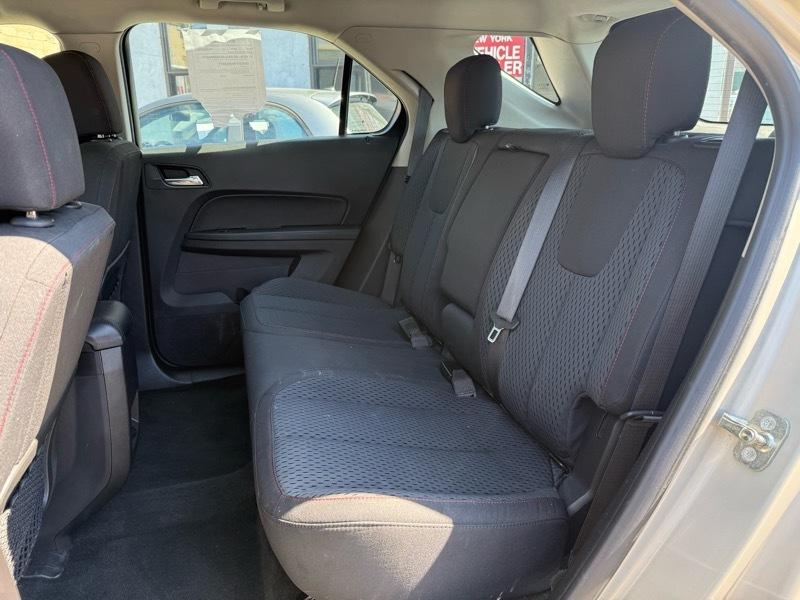 Chevrolet Equinox LS AWD 2012