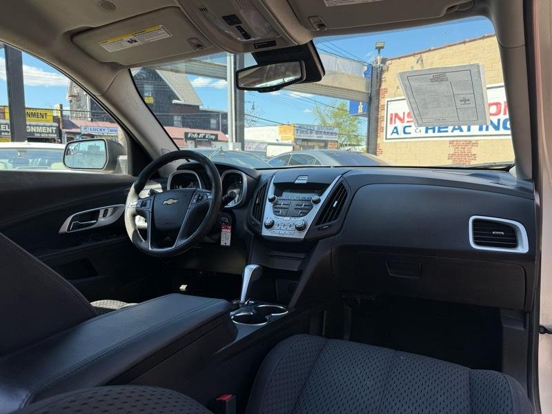 Chevrolet Equinox LS AWD 2012
