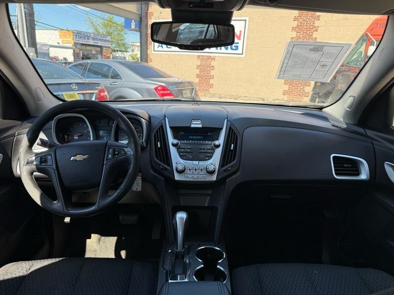 Chevrolet Equinox LS AWD 2012