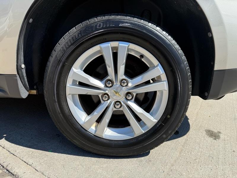 Chevrolet Equinox LS AWD 2012